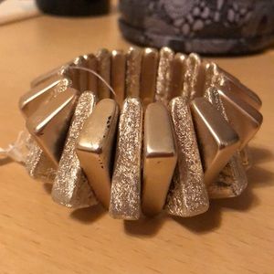 Robert Rose Bracelet in Gold color